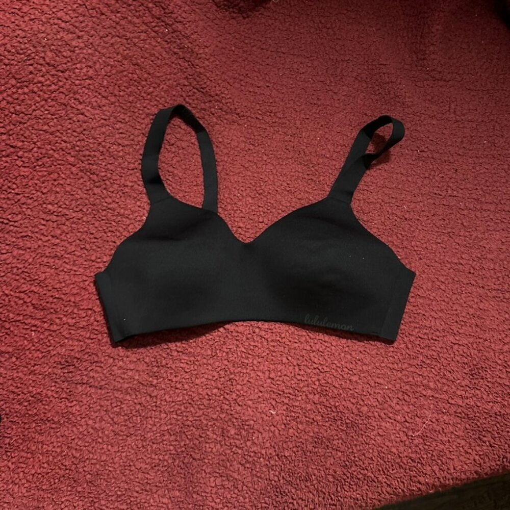Lululemon Take Shape Bra Black size 34B
